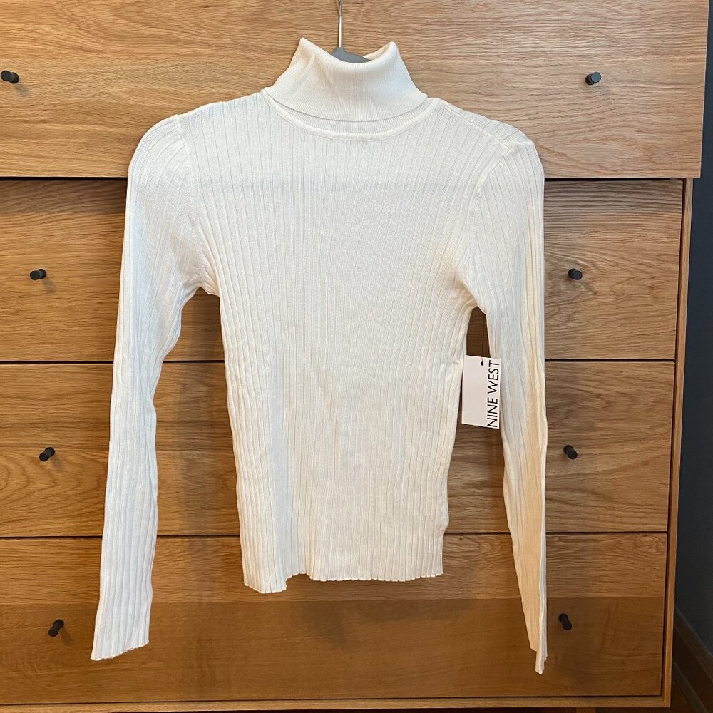 Nine west white ribbed turtleneck NWT S